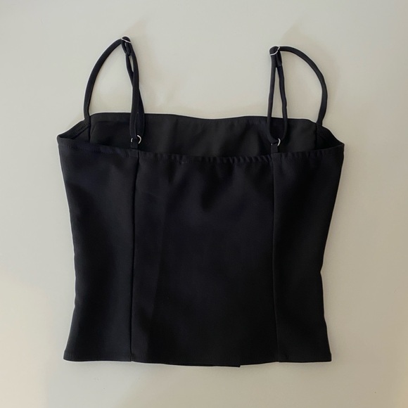 Princess Polly Top - Picture 4 of 10